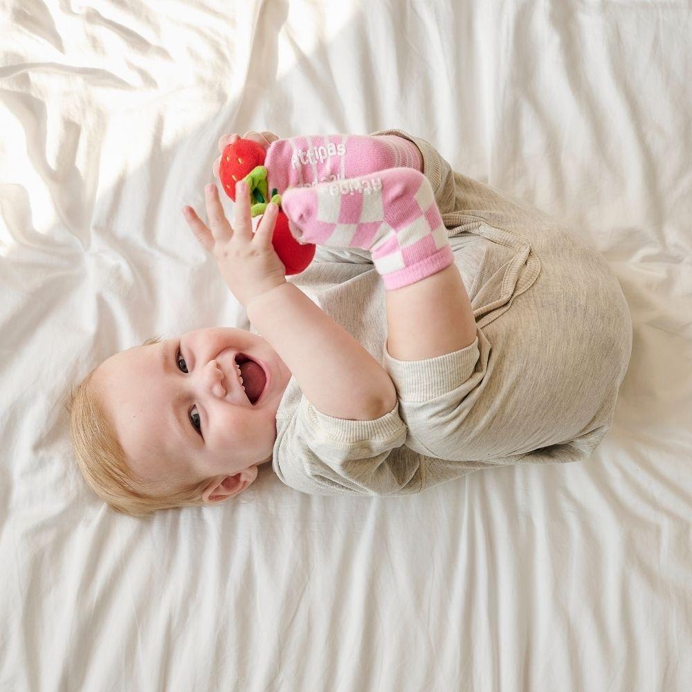 Calcetines de estimulación Attipas - Strawberry