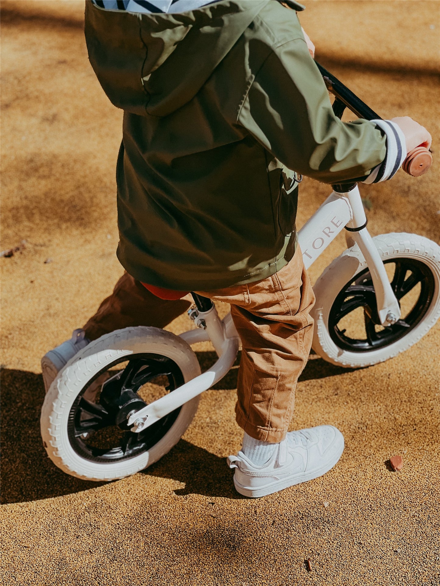 Bici sin pedales Play and Store - Premium White
