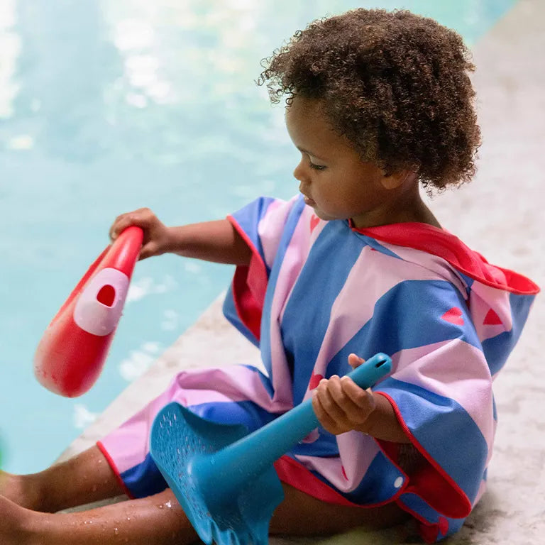 Poncho de Playa Microfibra Quut - Cherry.