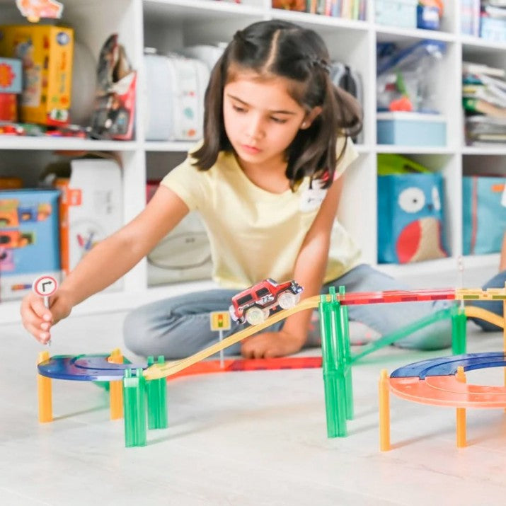 Imanix pista de carreras 50 piezas Braintoys