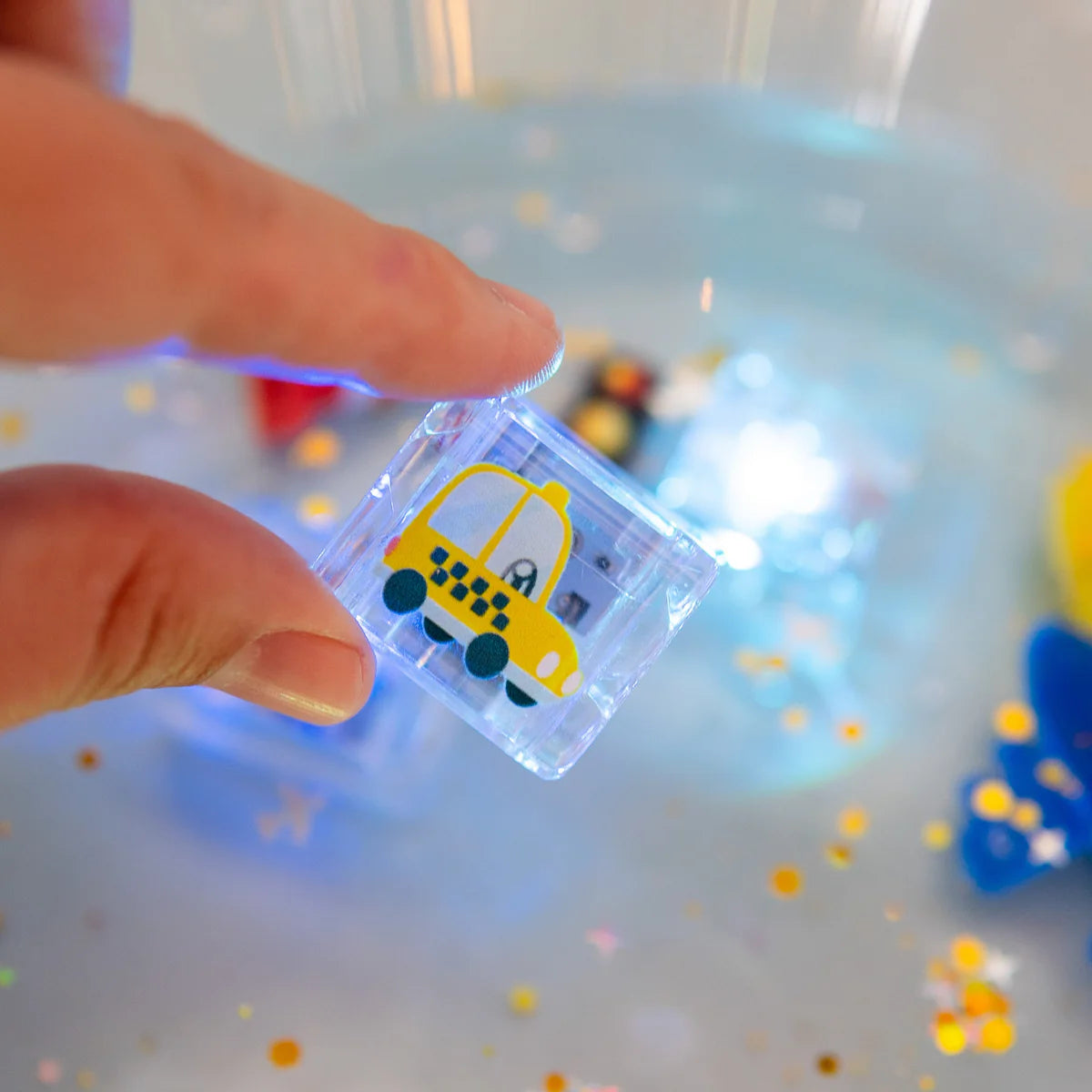Cubos acuáticos de luz GloPals - Pack 6 Vehículos