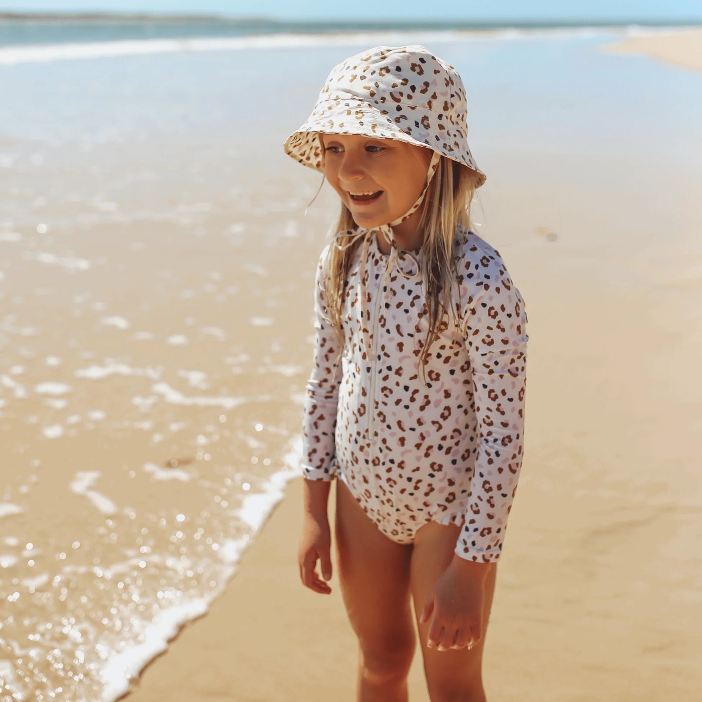 Gorro UPF50+ Swim Essentials - Leopard Kaki