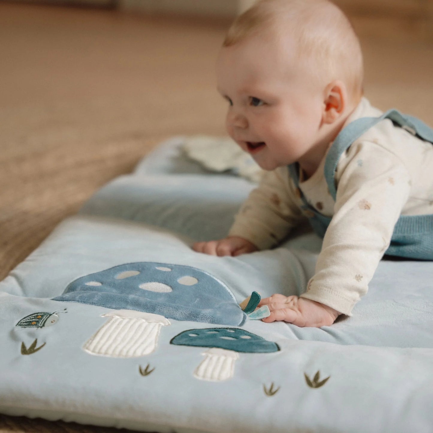 Alfombra de actividades Little Dutch - Forest Friends