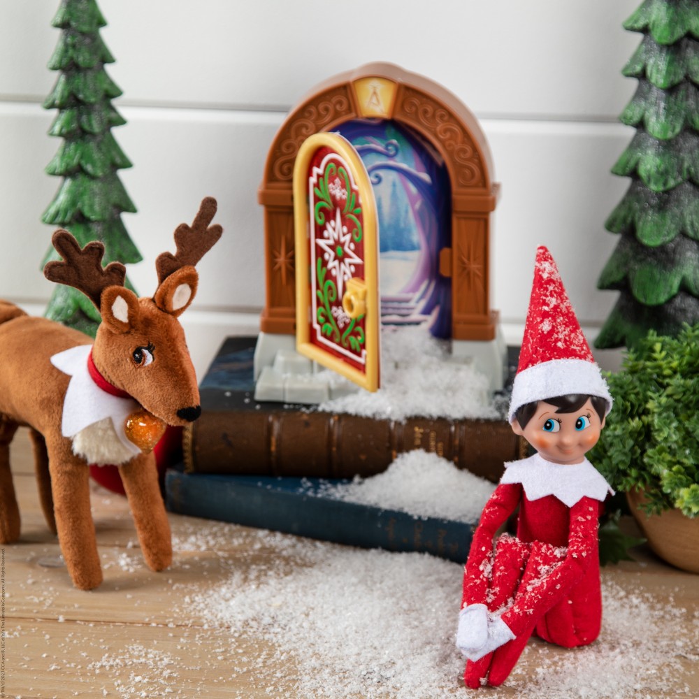 The Elf on the Shelf. Portal Mágico