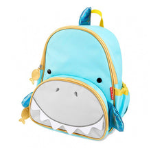 Cargar imagen en el visor de la galería, Mochila infantil Skip Hop Tiburón
